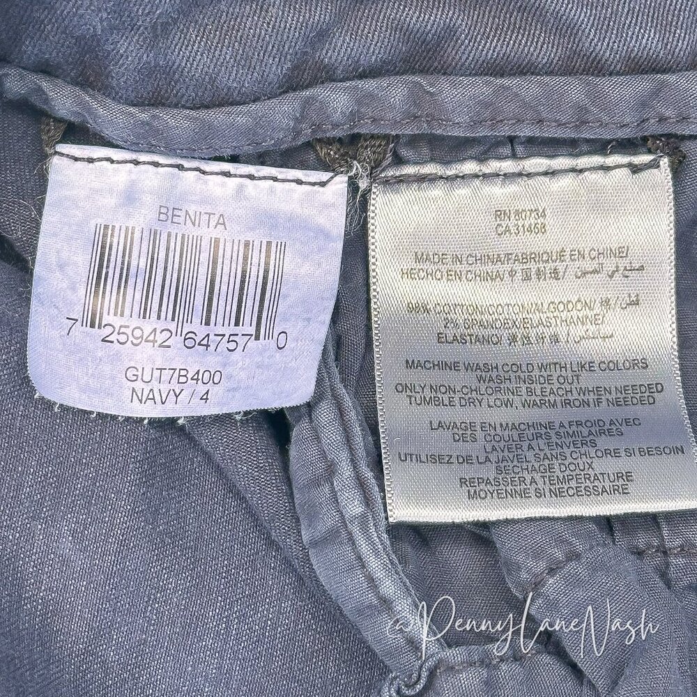 BCBGMaxazria Benita Shorts Size 4 Navy - Picture 9 of 9